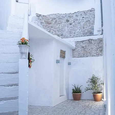 The Venetian Walls 'central House With Private Courtyard - Charmy & Cheap' Apartment *